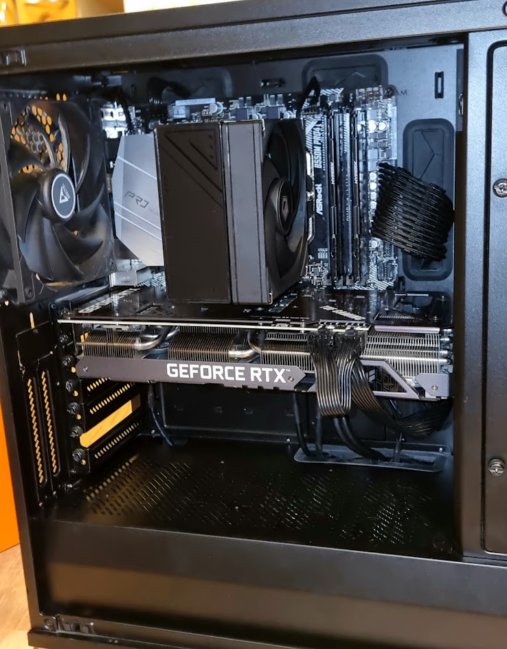 PC interior with cable management (My current rig)